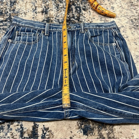 American Eagle Blue & White Striped Mom Jeans Size 6 - Picture 8 of 9